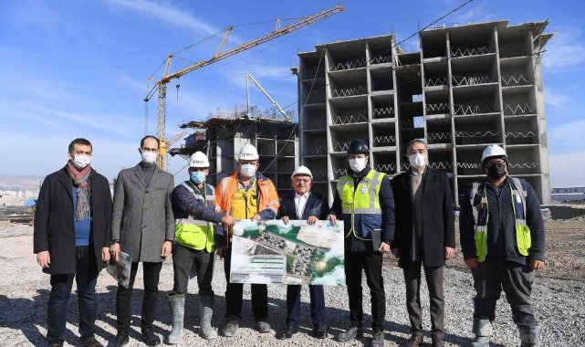 Başkan Büyükkılıç, 200 milyon TL'lik Kentsel Dönüşüm Projesi'ni yerinde inceledi