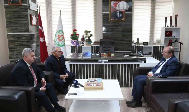 Başkan Büyükkılıç, Bünyan&#039;da incelemelerde bulundu