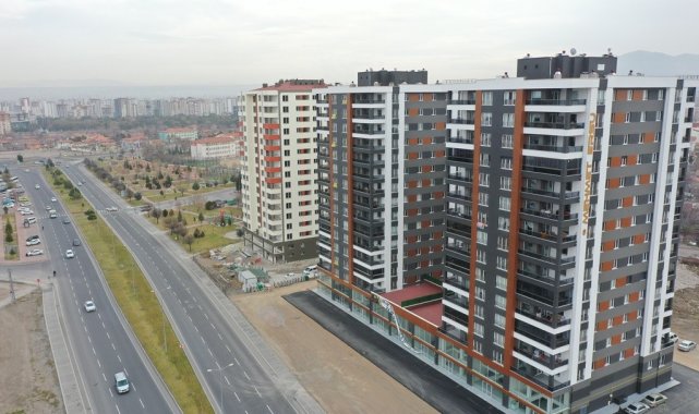 Başkan Çolakbayrakdar: "Dönüşümle 764 aile kışı sıcak evinde geçiriyor"