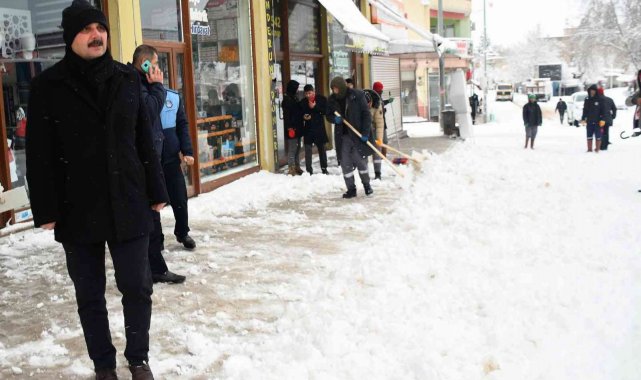 Başkan Doğru, kar temizleme çalışmalarını yerinde inceledi