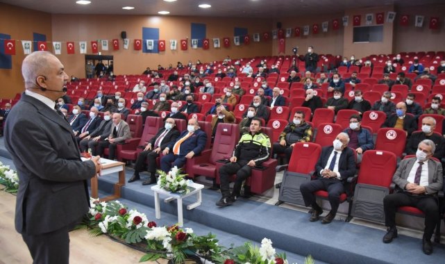 Başkan Kara, toplu taşımacılık sektör temsilcilerine projelerini anlattı
