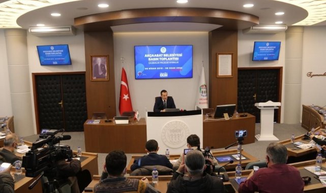 Başkan Osman Nuri Ekim basınla bir araya geldi