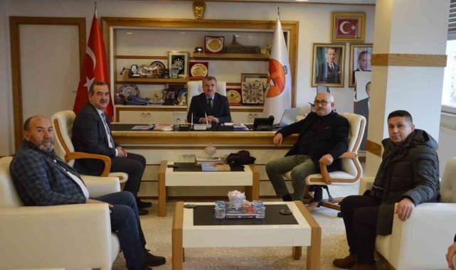 Başkan Özdemir: "Derneklerimizin yanındayız"