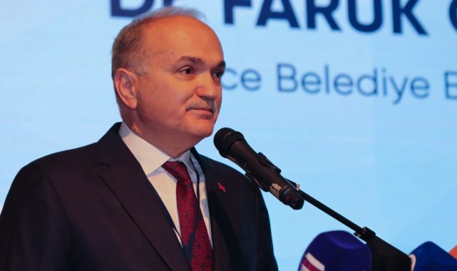 Başkan Özlü, "Geleceğin Düzce'sinin temellerini birlikte atacağız"