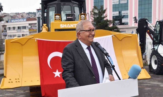 Başkan Posbıyık 10 Milyon TL'ye alınan araçları tanıttı