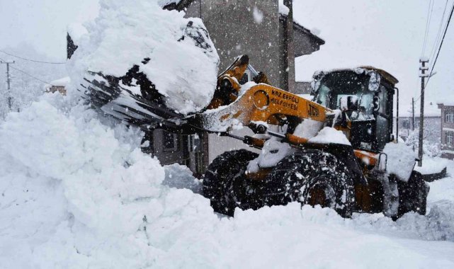 Başkan Posbıyık karla mücadele çalışmalarını denetledi