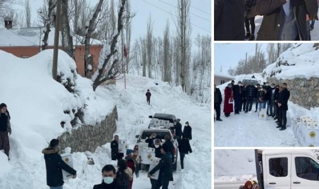 Başkan Sabırlı'dan 300 aileye gıda kolisi, 400 çocuğa karne hediyesi