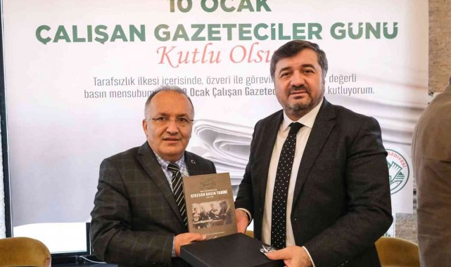 Başkan Şenlikoğlu, basın mensuplarıyla bir araya geldi