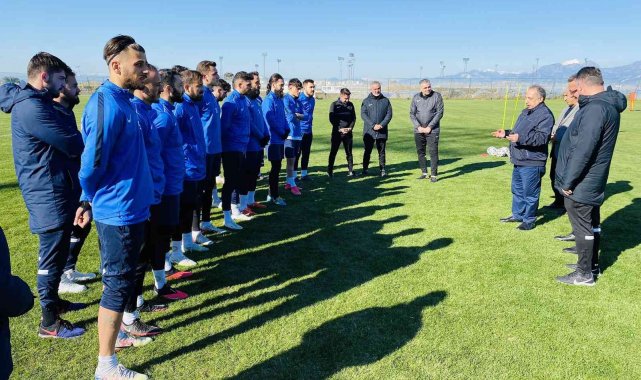 Başkan Yalçın takımı yalnız bırakmadı