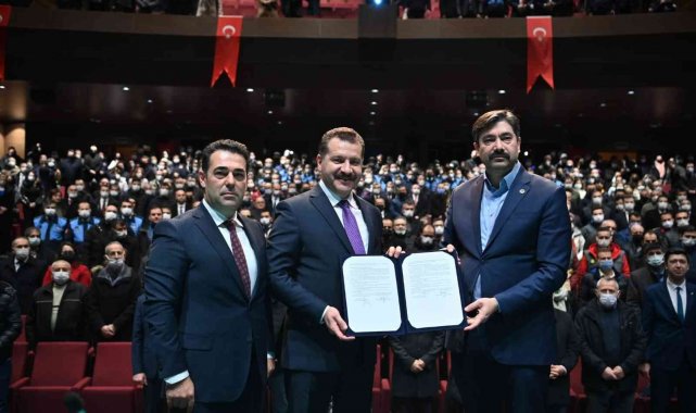 Başkan Yılmaz&#039;dan memura büyük denge zammı müjdesi