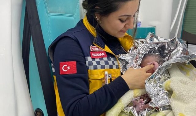 Batman&#039;da ambulansta doğan bebeğe &#039;Recep Tayyip&#039; adı verildi