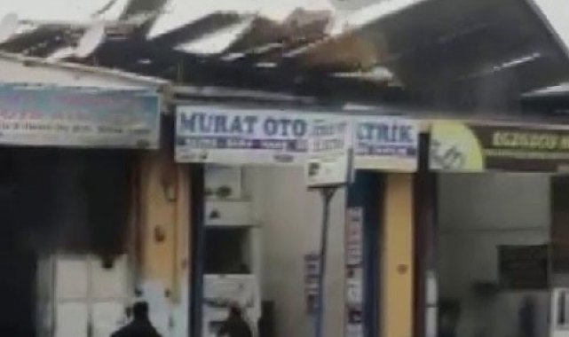 Batman'da şiddetli rüzgar çatıları uçurdu, elektrik tellerini kopardı