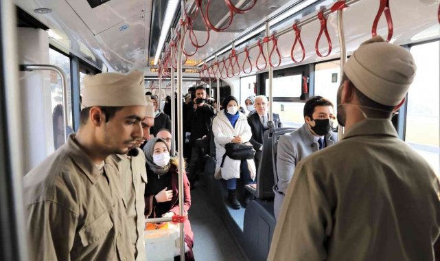 Battalgazi'nin torunları trambüste Sarıkamış şehitlerini andı