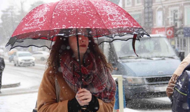 Bayburt'ta soğuk hava etkili oluyor