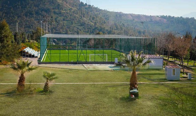 Bayraklı'ya yeni spor tesisi