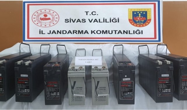 Baz istasyonları soyuyorlardı