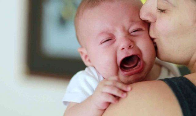 Bebeğininiz ağlaması stresinize bağlı olabilir