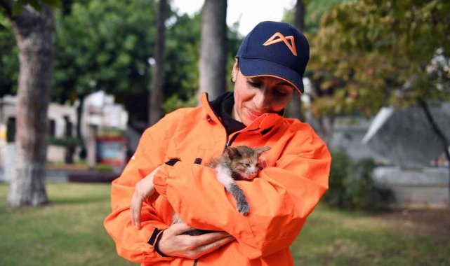 Belediye personelinin hayvan sevgisi