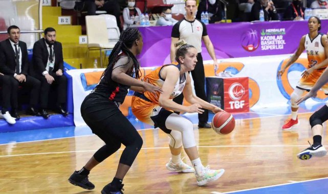 Bellona Kayseri deplasmanda farklı kaybetti