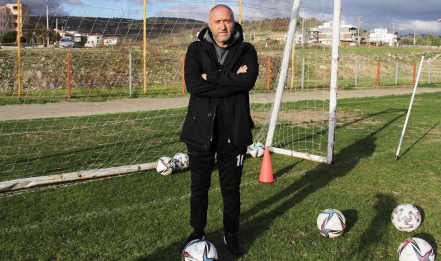Bergama Belediyespor&#039;a futbolcularından şok