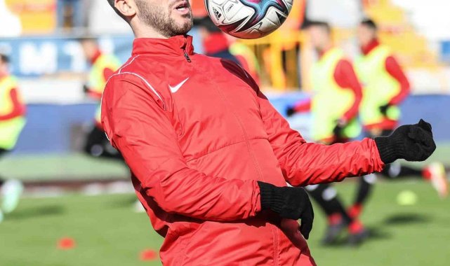 Bertolacci ilk kez forma giydi