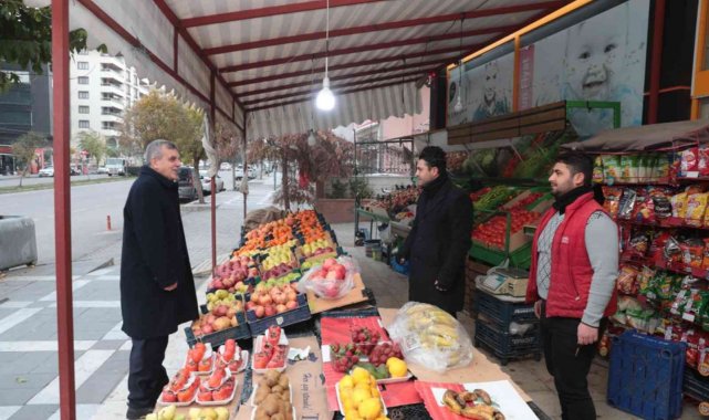 Beyazgül esnafla bir araya geldi