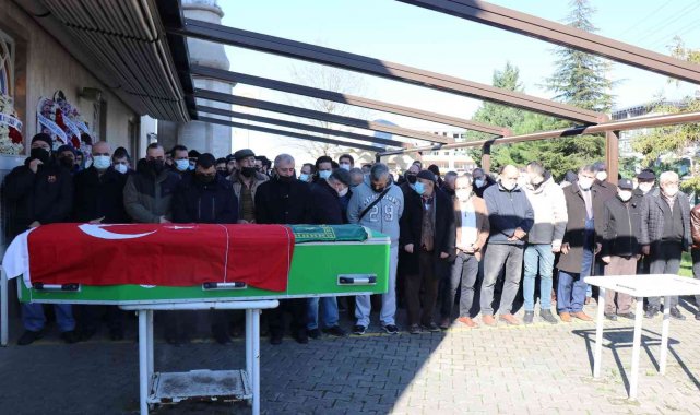 Beyin kanaması geçiren milli takım antrenörü son yolculuğuna uğurlandı