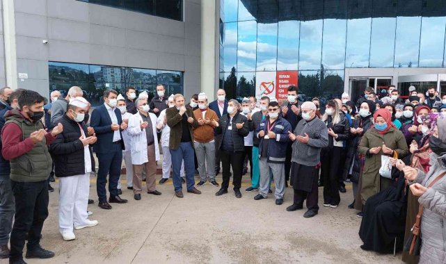 Beyin kanamasından hayatını kaybeden hastane çalışanı için tören