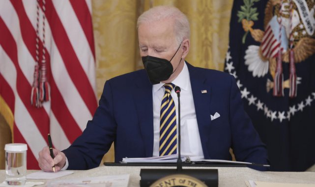 Biden: &quot;Rusya, diplomasiden uzaklaşıp Ukrayna&#039;ya saldırmayı seçerse tüm sorumluluğu üstlenecek&quot;