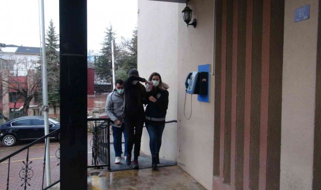 Bilecik'te yılbaşı gecesi işlenen cinayetin şüphelileri adliyeye sevk edildi