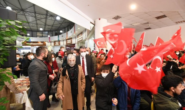 Birbirinden değerli yazarlar Pursaklar'da kitapseverlerle buluşuyor