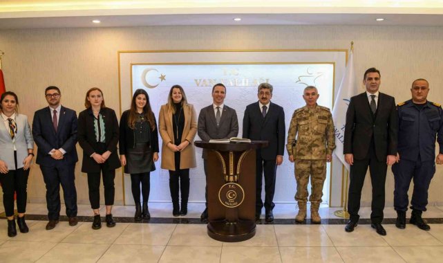 Birleşik Krallık heyetinden Vali Bilmez&#039;e ziyaret