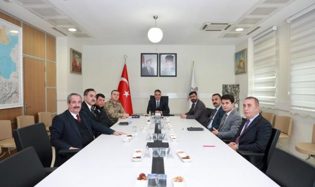 Bitlis'te 'sokak hayvanları' konulu toplantı