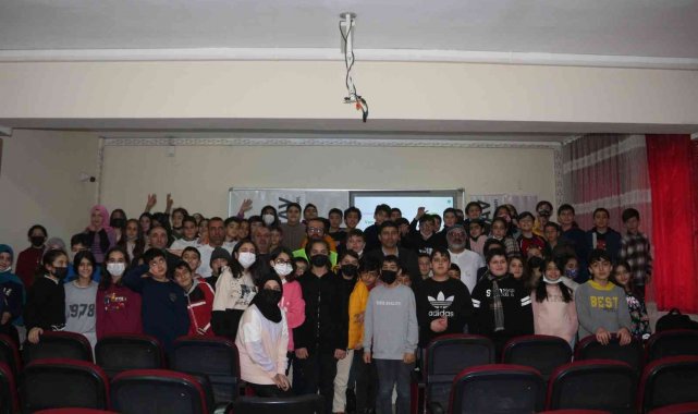 Bitlis&#039;teki öğrencilere &#039;Çevre ve Van Gölü Havzası&#039; eğitimi