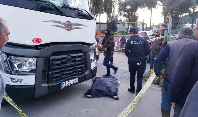 Bodrum'da feci kaza; tır çarpan yaşlı adam olay yerinde can verdi