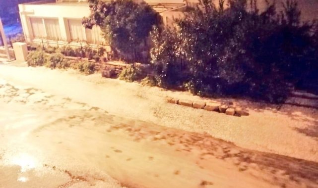 Bodrum'u dolu vurdu; evleri, iş yerlerini su bastı