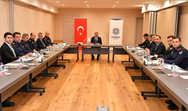 Bölge güvenlik toplantısı Erdek' te yapıldı