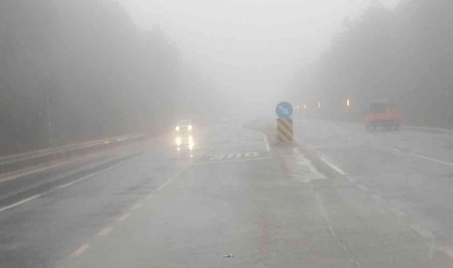 Bolu Dağı'nda kar ve sis etkili oluyor