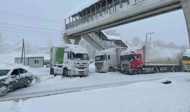 Bolu Dağına ağır tonajlı araçların geçişine izin verilmiyor