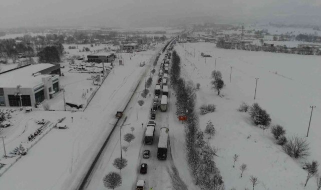 Bolu'da, D100 Karayolu Ankara yönü ulaşıma kapandı