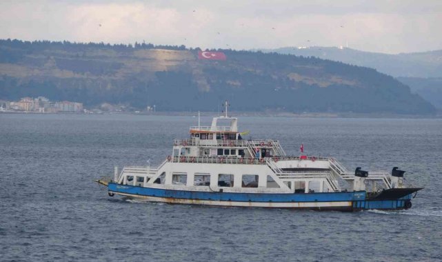 Bozcaada'ya feribot seferleri yapılamıyor