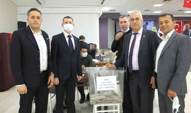 Burhaniye Esnaf Odası Başkanı Bayram güven tazeledi