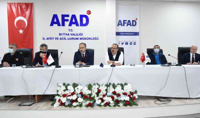 Bursa Valisi Canpolat, ''Şu an için herhangi bir sorun gözükmüyor''