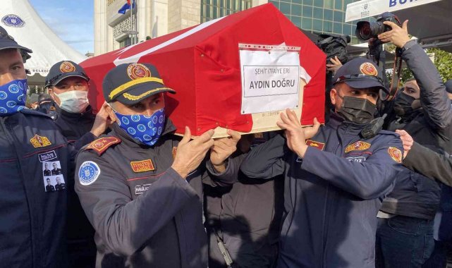 Bursa'da görev şehidi 4 itfaiyeci gözyaşlarıyla son yolculuğuna uğurlandı