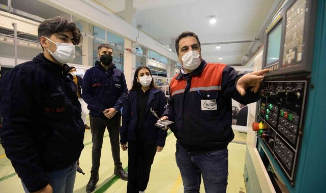 Bursa&#039;da MEGİP ile 5 bine yakın kursiyer istihdam edildi