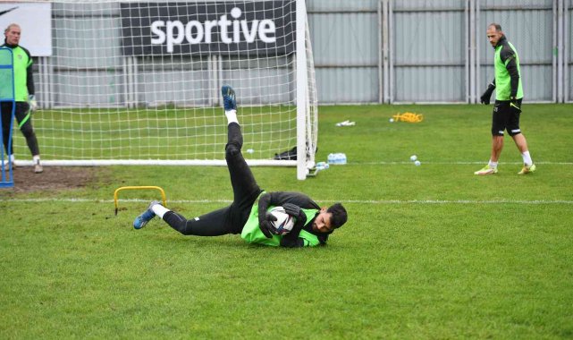 Bursaspor&#039;da Büyükşehir Belediye Erzurumspor maçı hazırlıkları sürüyor