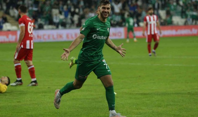 Bursaspor'da eksik futbolcular teknik ekibi düşündürüyor