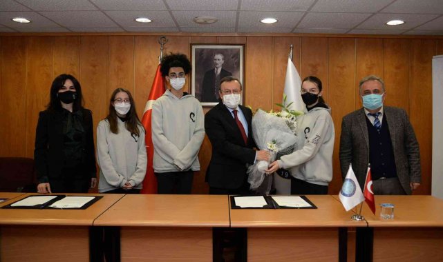 BUÜ'den Şükrü Şankaya Anadolu Lisesi'ne bilimsel destek