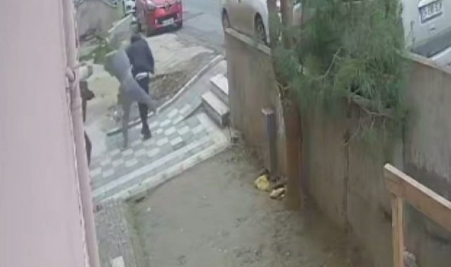 Büyükçekmece elektrik kesen görevlilere "mınçıka" ile dayak kamerada