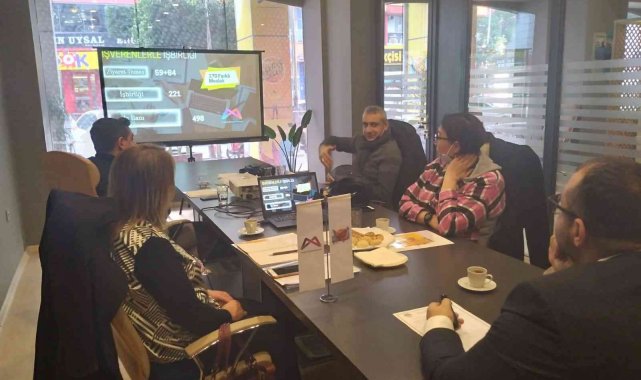 Büyükşehir Belediyesi Kariyer Merkezi, kurumlara rol model oluyor